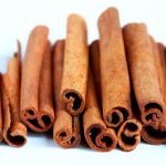 палочки корицы